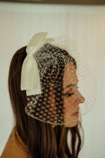 Bow Bird Cage Veil Hair Clip #0 default Iv thumbnail